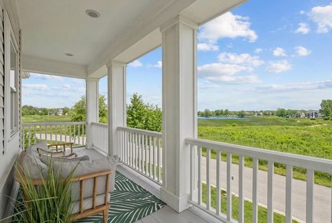 Tiny photo for 860 Blazing Star Road, Grayslake, IL 60030 (MLS # 12675236)