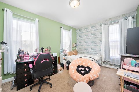 Tiny photo for 6637 W 64th Place, Chicago, IL 60638 (MLS # 12525585)