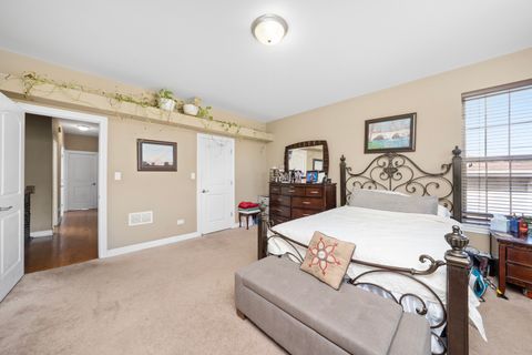 Tiny photo for 6637 W 64th Place, Chicago, IL 60638 (MLS # 12525585)