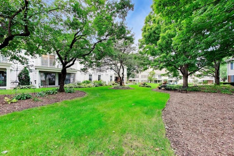 Tiny photo for 625 Edinburgh Lane, Prospect Heights, IL 60070 (MLS # 12763174)