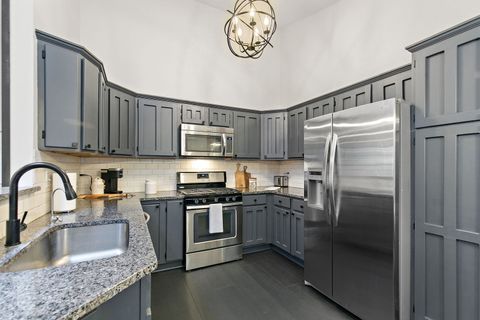 Tiny photo for 609 River Bluff Drive, Carpentersville, IL 60110 (MLS # 12687380)