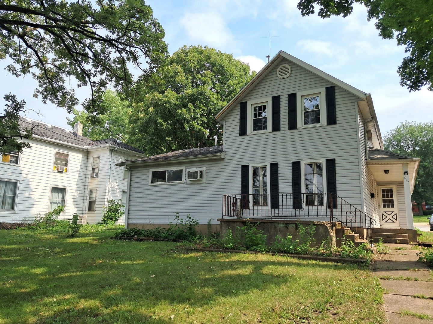 317 Clark Street