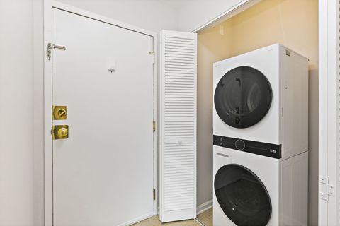 Tiny photo for 5400 Astor Lane #411, Rolling Meadows, IL 60008 (MLS # 12693104)