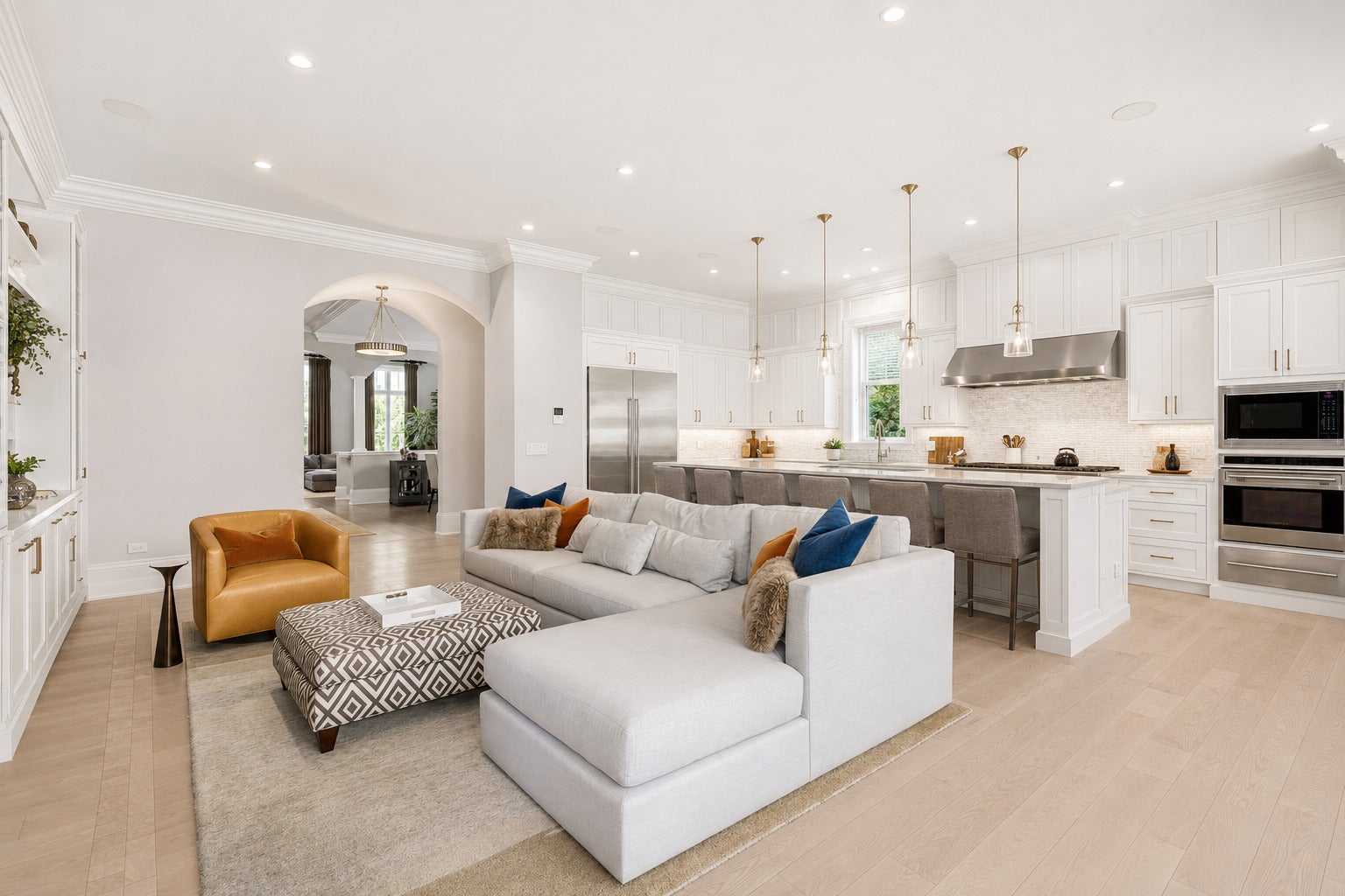 460 W Huron Street