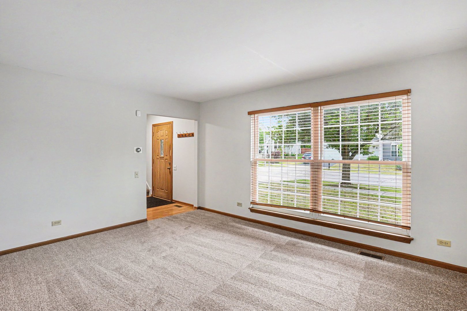 973 ANNANDALE Drive