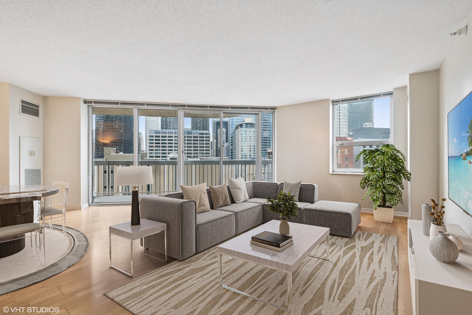 545 N Dearborn Street 1310