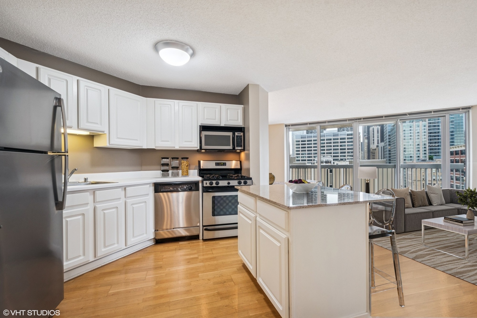545 N Dearborn Street 1310