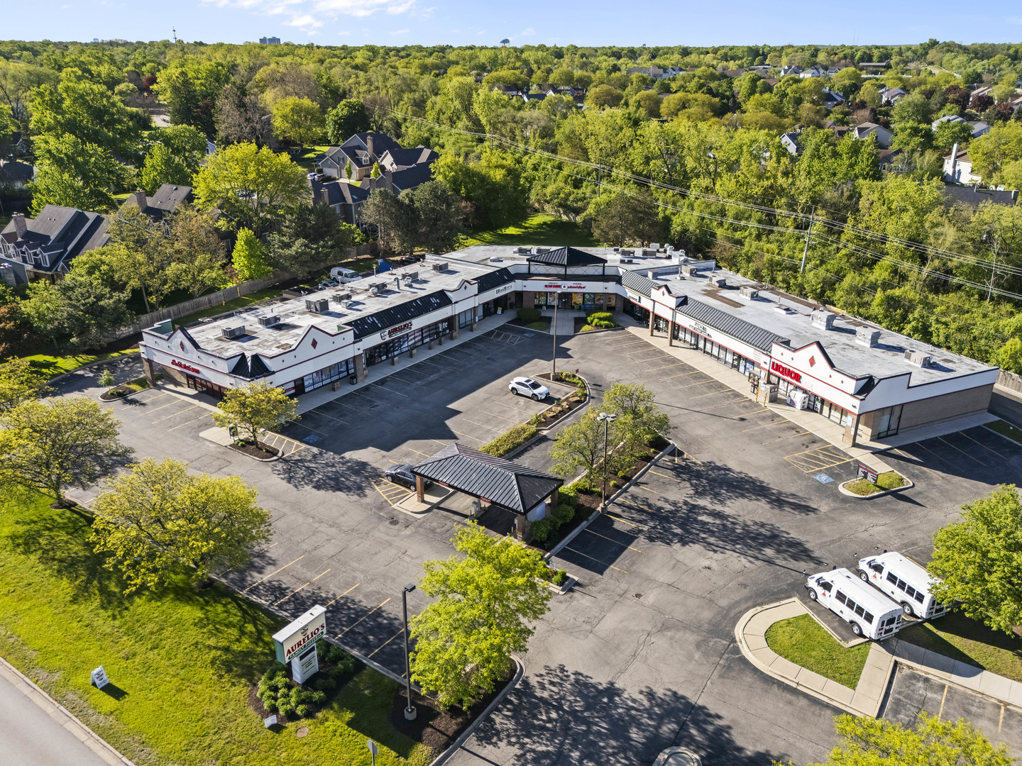 27W111 GENEVA Road