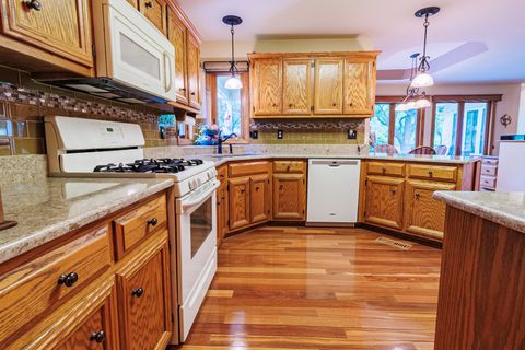 Tiny photo for 2005 Bernadette Lane, Yorkville, IL 60560 (MLS # 12645629)