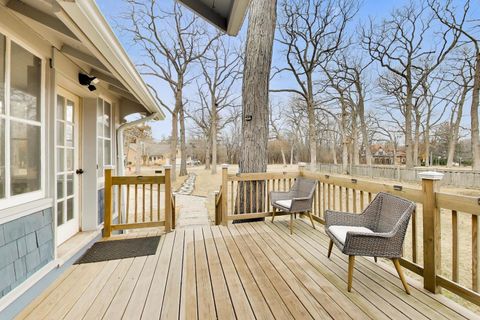 2480 Saint Johns Avenue Highland Park IL 60035