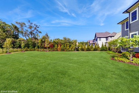 Tiny photo for 305 Briarwood Lane, Lincolnshire, IL 60069 (MLS # 12784762)
