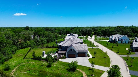 Tiny photo for 305 Briarwood Lane, Lincolnshire, IL 60069 (MLS # 12784762)