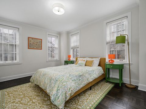 Tiny photo for 73 E Elm Street #4B, Chicago, IL 60611 (MLS # 12617520)