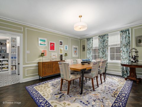 Tiny photo for 73 E Elm Street #4B, Chicago, IL 60611 (MLS # 12617520)