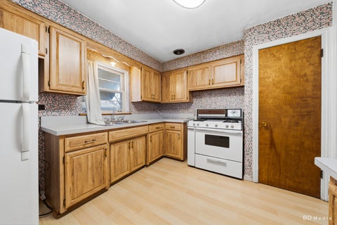 Tiny photo for 14555 Springfield Avenue, Midlothian, IL 60445 (MLS # 12671755)
