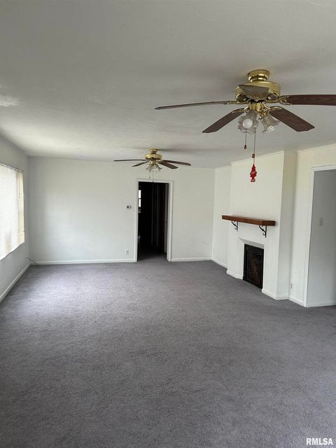 Tiny photo for 620 N 10TH Street, Herrin, IL 62948 (MLS # QC4268740)