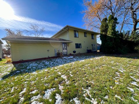 Tiny photo for 3406 Seine Court, Hazel Crest, IL 60429 (MLS # 12516784)
