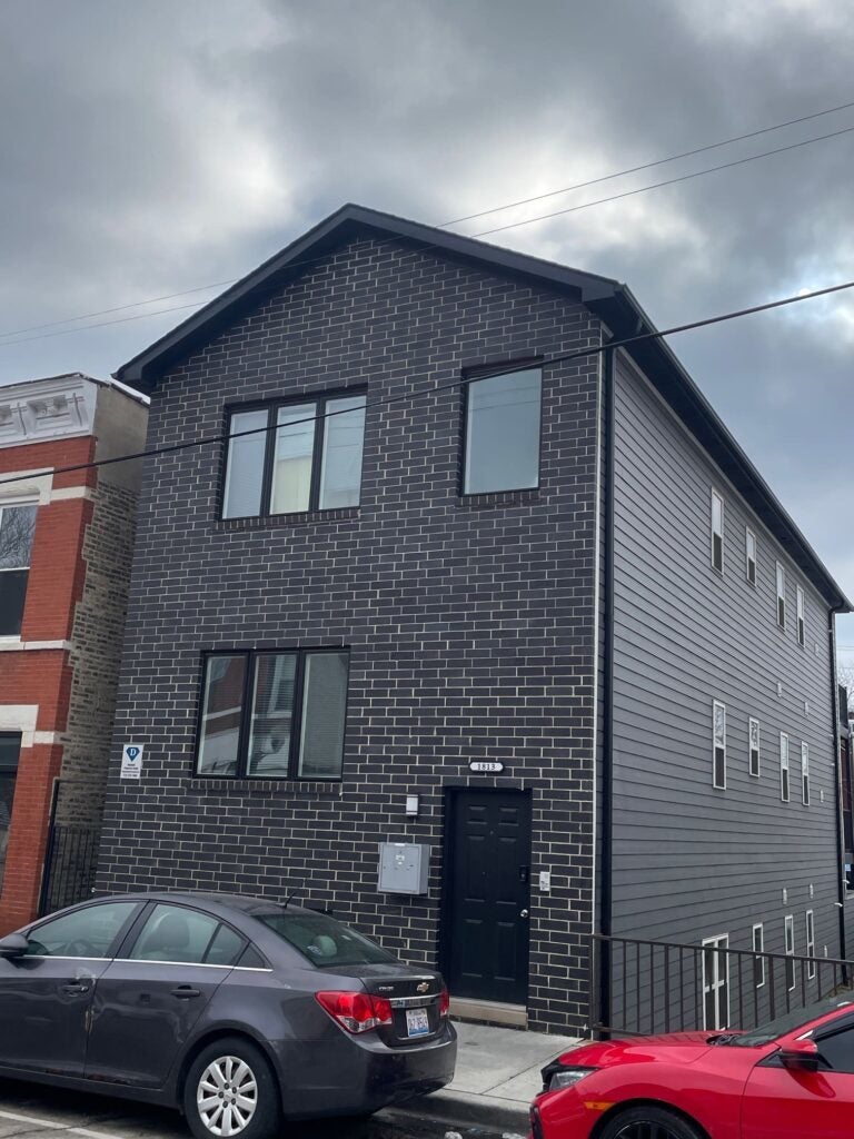 1813 W Cermak Road