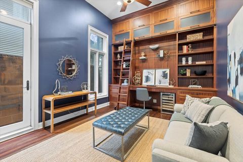 Tiny photo for 1528 W MONROE Street #200, Chicago, IL 60607 (MLS # 12494415)