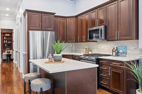 Tiny photo for 1528 W MONROE Street #200, Chicago, IL 60607 (MLS # 12494415)