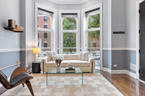 Tiny photo for 1528 W MONROE Street #200, Chicago, IL 60607 (MLS # 12494415)