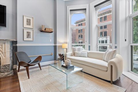 Tiny photo for 1528 W MONROE Street #200, Chicago, IL 60607 (MLS # 12494415)