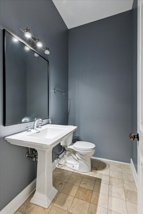 Tiny photo for 1528 W MONROE Street #200, Chicago, IL 60607 (MLS # 12494415)