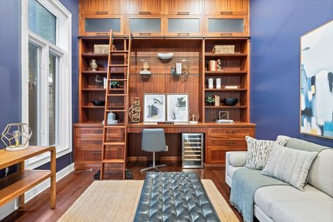 Tiny photo for 1528 W MONROE Street #200, Chicago, IL 60607 (MLS # 12494415)