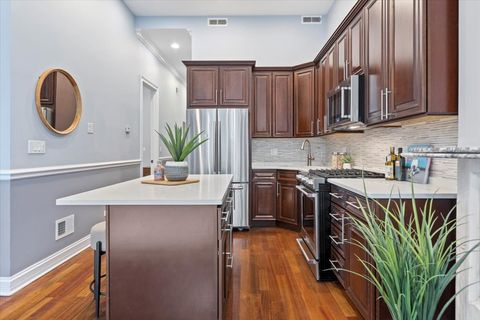 Tiny photo for 1528 W MONROE Street #200, Chicago, IL 60607 (MLS # 12494415)