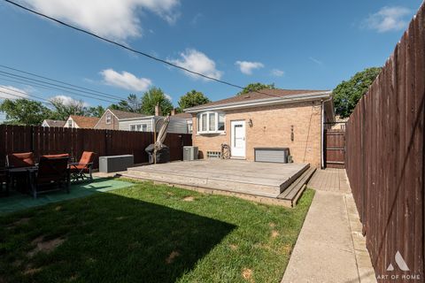 Tiny photo for 5831 S Meade Avenue, Chicago, IL 60638 (MLS # 12579635)