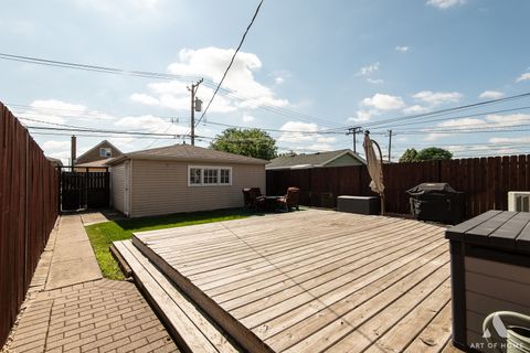 Tiny photo for 5831 S Meade Avenue, Chicago, IL 60638 (MLS # 12579635)