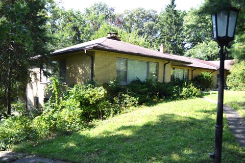 Tiny photo for 8850 S County Line Road, Burr Ridge, IL 60527 (MLS # 12471723)