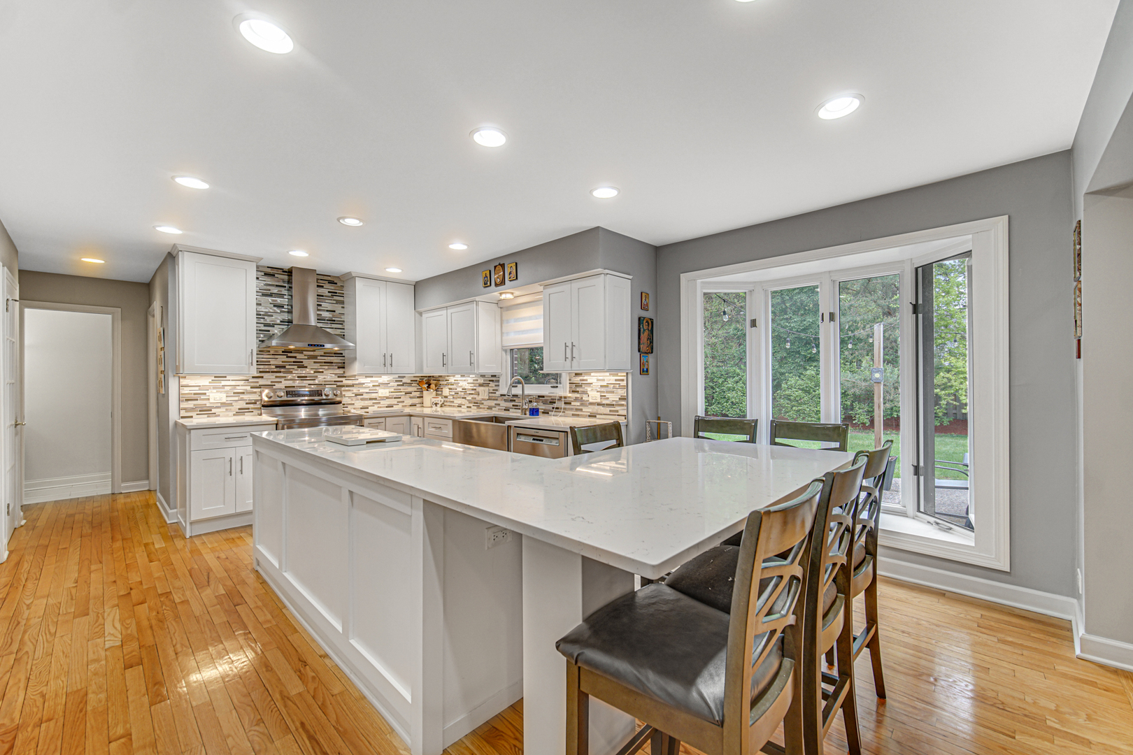 3818 Russett Lane