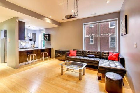 Tiny photo for 862 N Mozart Street #2F, Chicago, IL 60622 (MLS # 12506493)