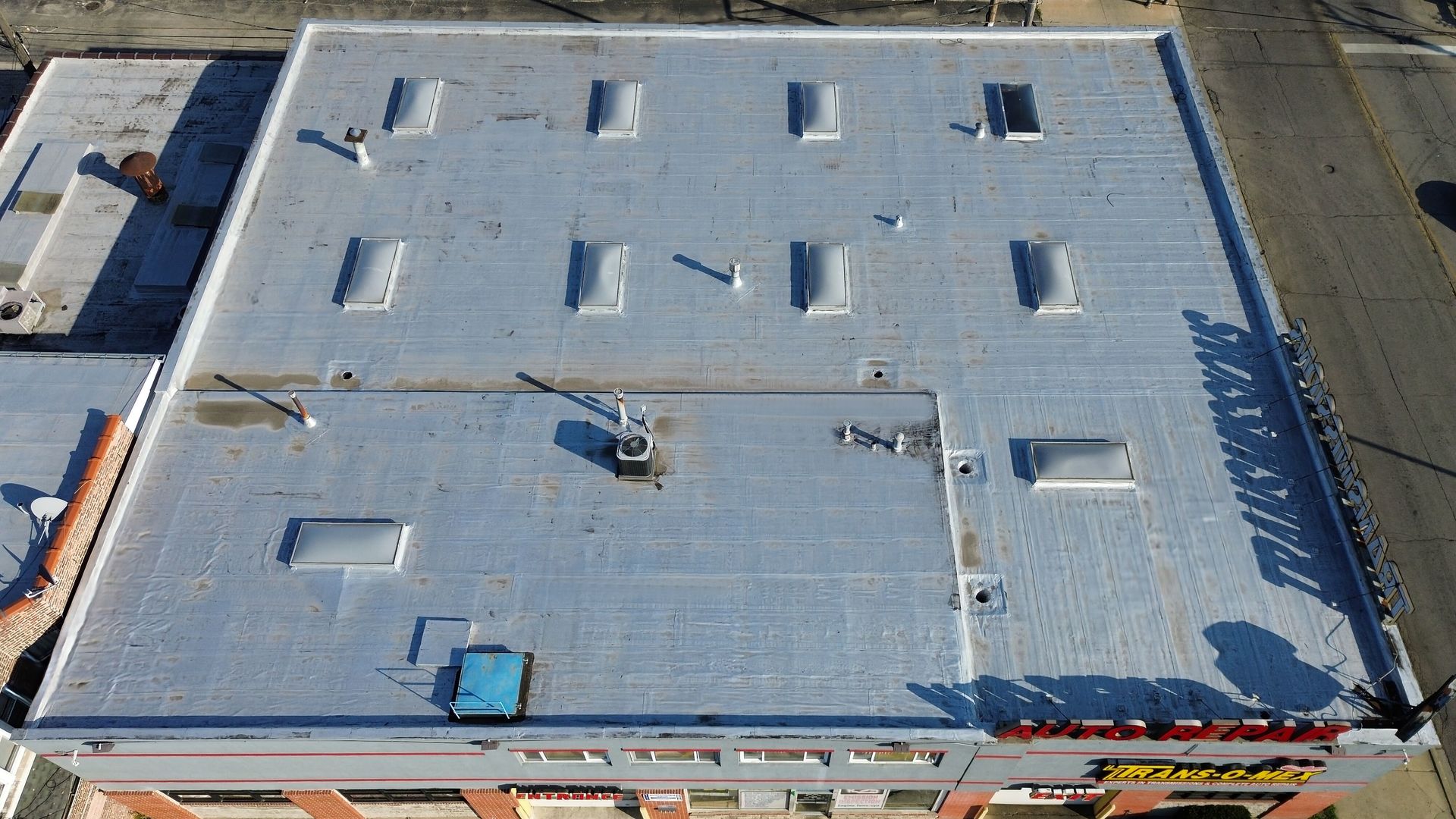 5000 W Cermak Road W