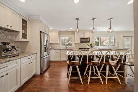 Tiny photo for 690 Honeysuckle Drive, Naperville, IL 60540 (MLS # 12615114)