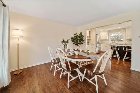 Tiny photo for 690 Honeysuckle Drive, Naperville, IL 60540 (MLS # 12615114)