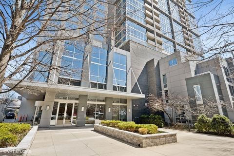 Photo of 1901 S Calumet Avenue #1803, Chicago, IL 60616 (MLS # 12462519)