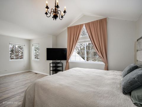 Tiny photo for 1818 KELBERG Avenue, Hoffman Estates, IL 60192 (MLS # 12527863)