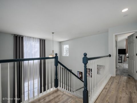 Tiny photo for 1818 KELBERG Avenue, Hoffman Estates, IL 60192 (MLS # 12527863)