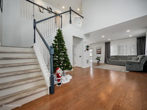 Tiny photo for 1818 KELBERG Avenue, Hoffman Estates, IL 60192 (MLS # 12527863)