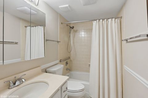 Tiny photo for 35 Shawnee Trail #1, Indian Head Park, IL 60525 (MLS # 12550137)