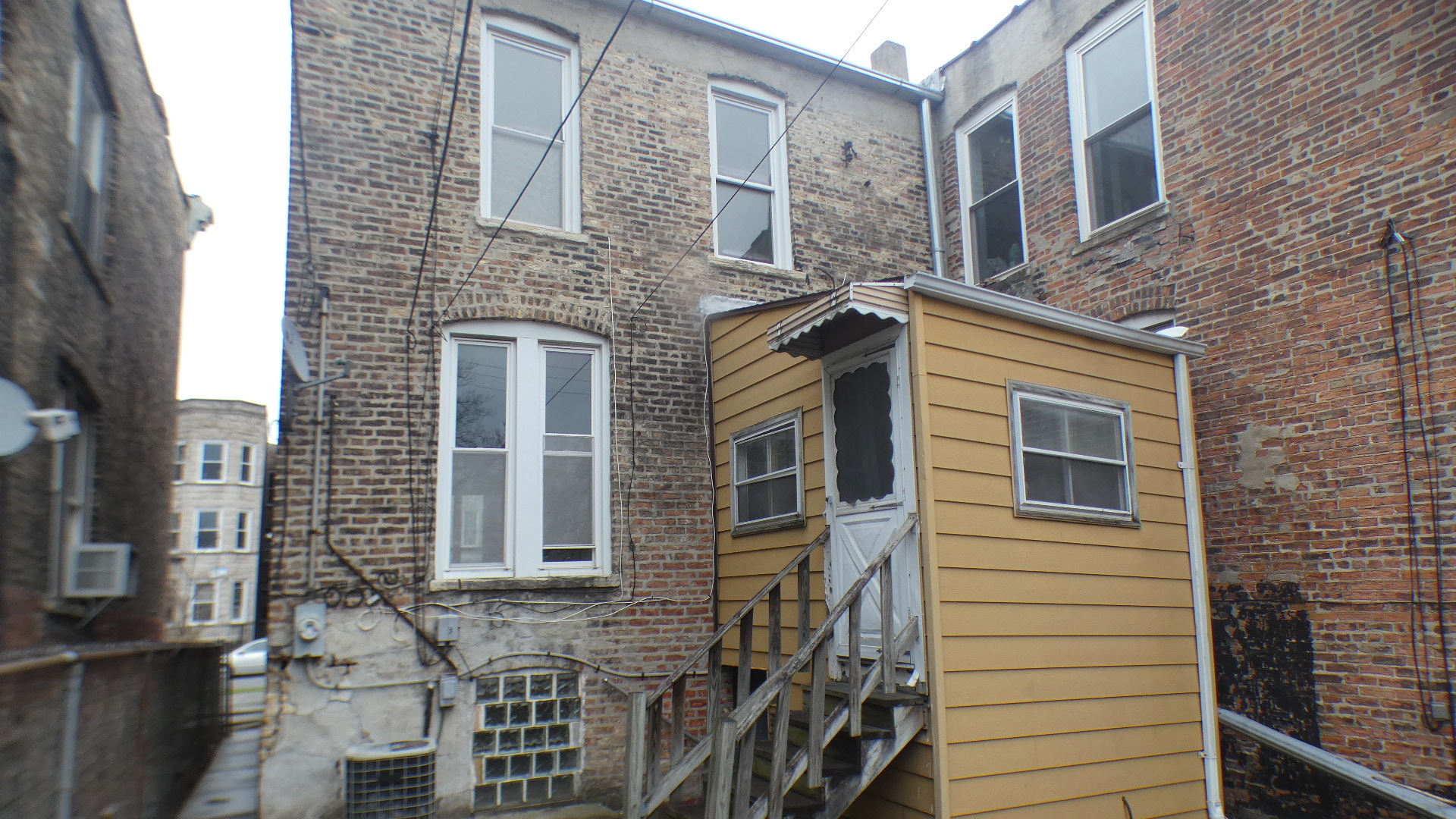 1910 S Spaulding Avenue