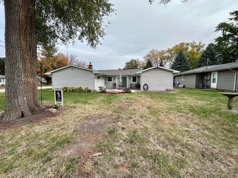 Tiny photo for 1809 22nd Avenue, Sterling, IL 61081 (MLS # 12606347)