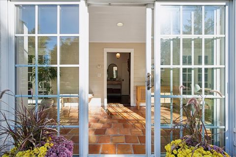 Tiny photo for 901 E Glenwood Road, Glenview, IL 60025 (MLS # 12496631)