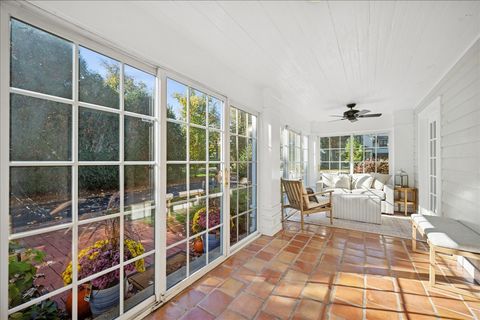 Tiny photo for 901 E Glenwood Road, Glenview, IL 60025 (MLS # 12496631)