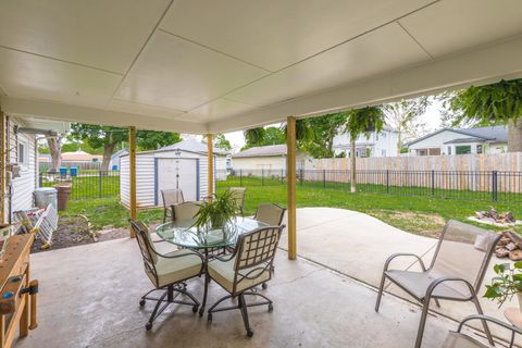 Tiny photo for 306 W Bennett Street, Pontiac, IL 61764 (MLS # 12633108)