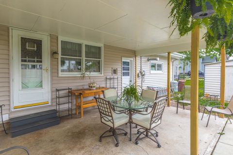 Tiny photo for 306 W Bennett Street, Pontiac, IL 61764 (MLS # 12633108)