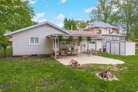 Tiny photo for 306 W Bennett Street, Pontiac, IL 61764 (MLS # 12633108)