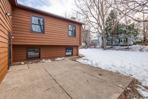 Tiny photo for 4481 Country Trail, Gurnee, IL 60031 (MLS # 12532286)